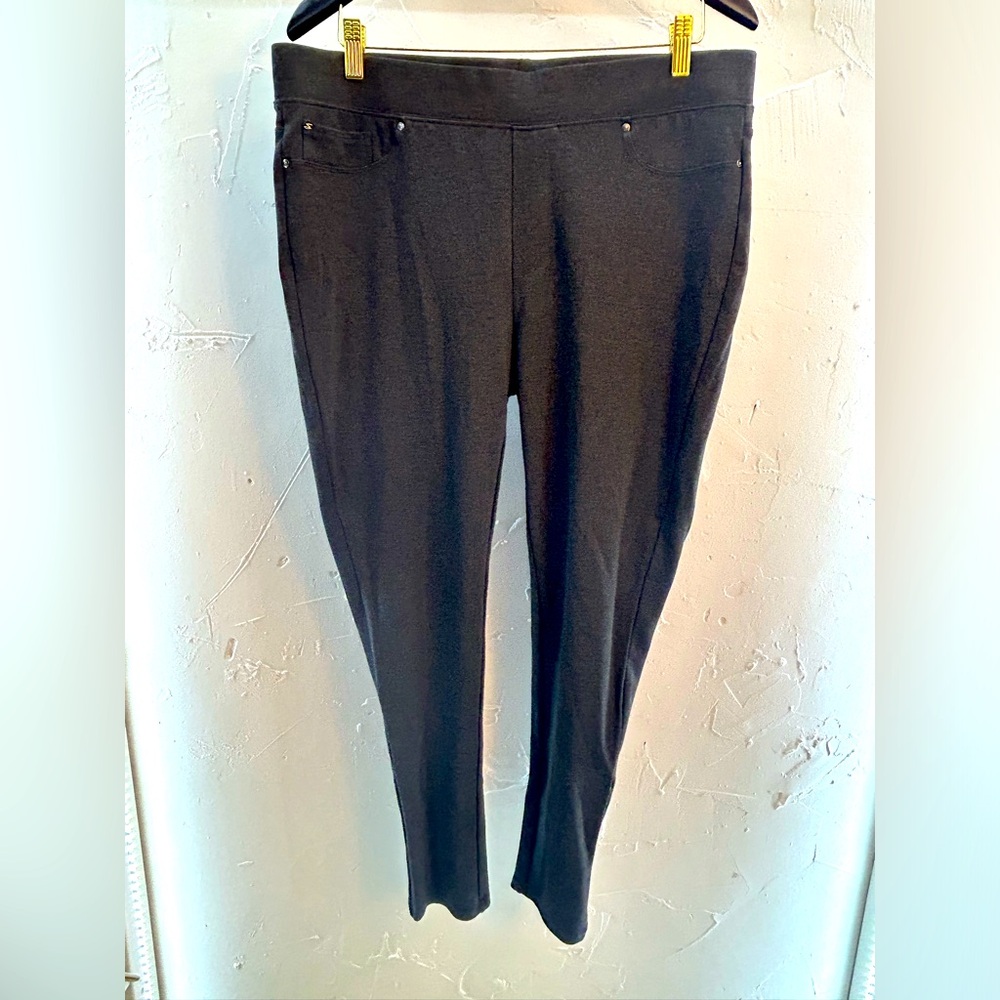 Seven for All ManKind Women’s Pull On Gray Legging size XL